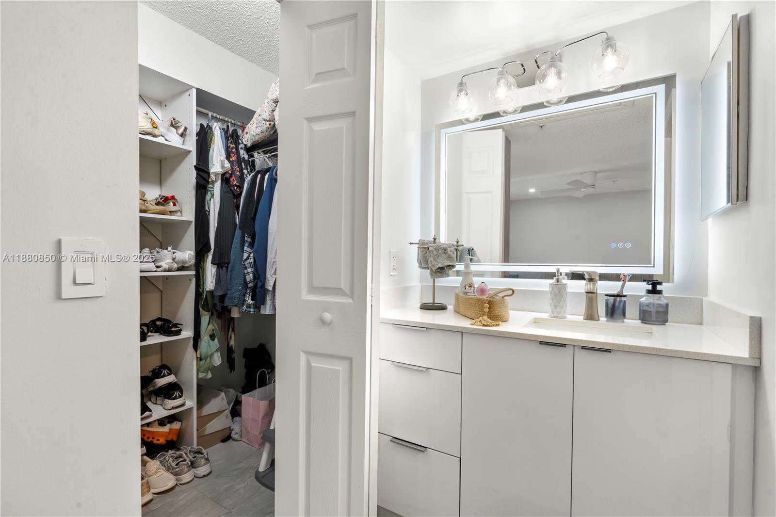 AVENTI AT AVENTURA CONDO - Residential