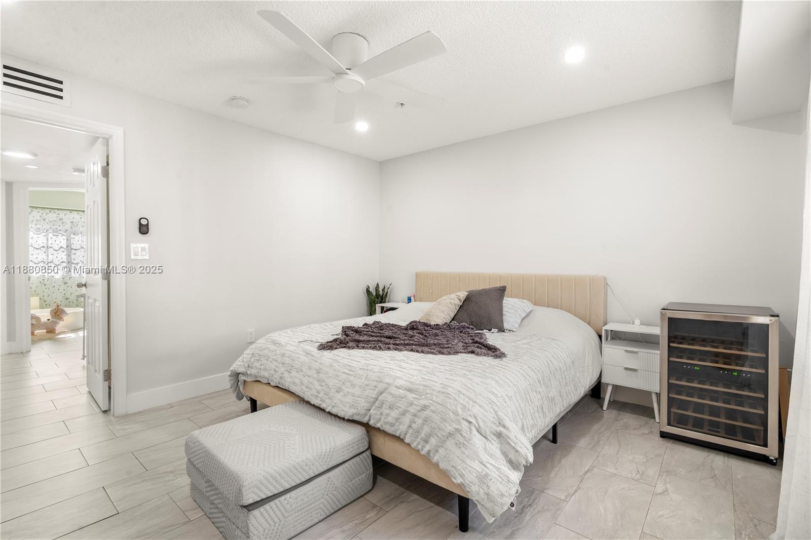 AVENTI AT AVENTURA CONDO - Residential