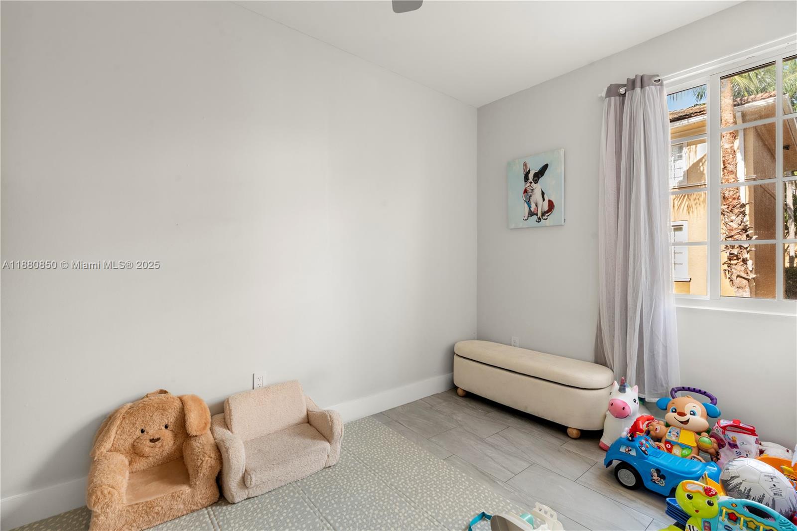 AVENTI AT AVENTURA CONDO - Residential