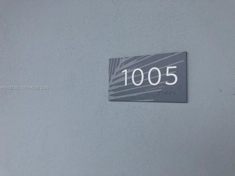 16385 BISCAYNE BLVD 1005 North Miami Beach FL 33160