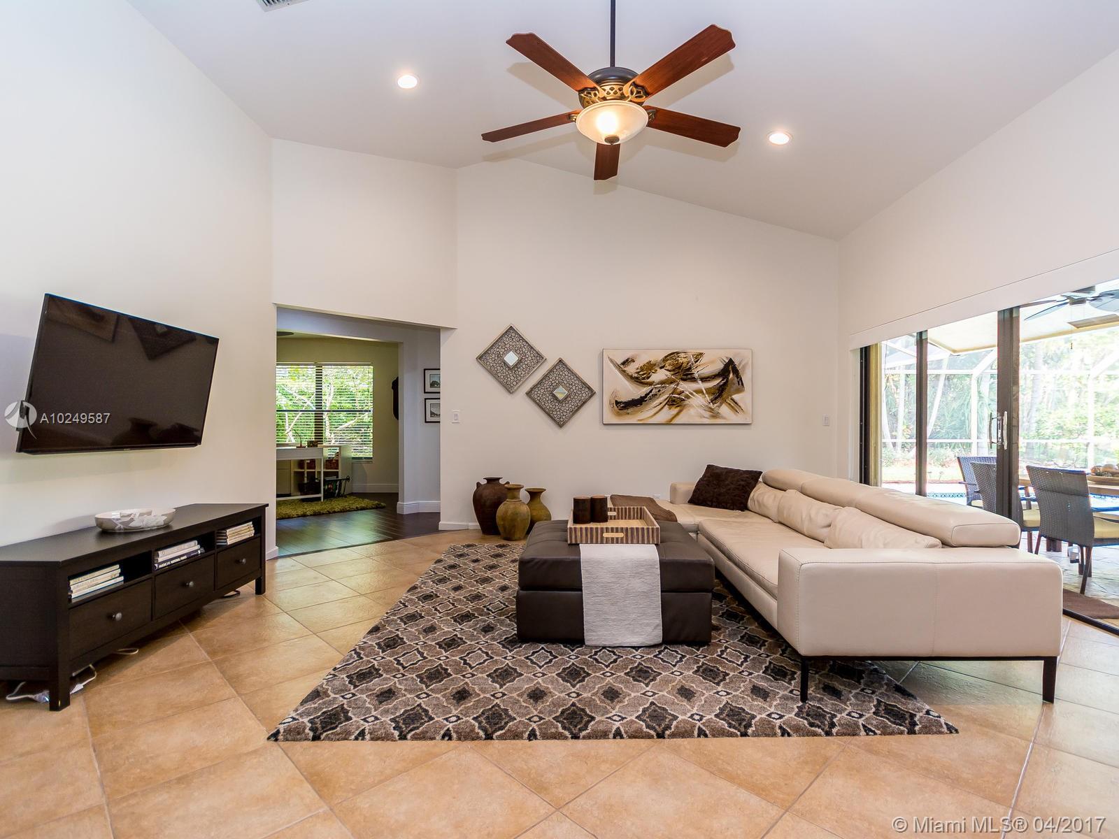 Tequesta Pointe - Residential