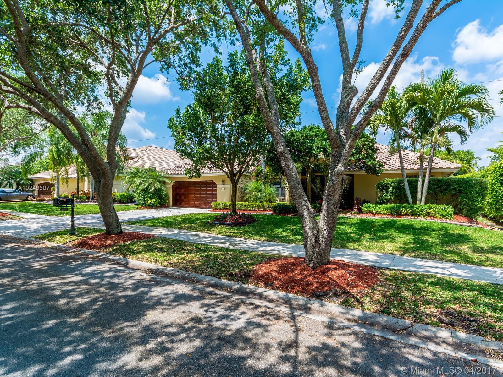 Tequesta Pointe - Residential