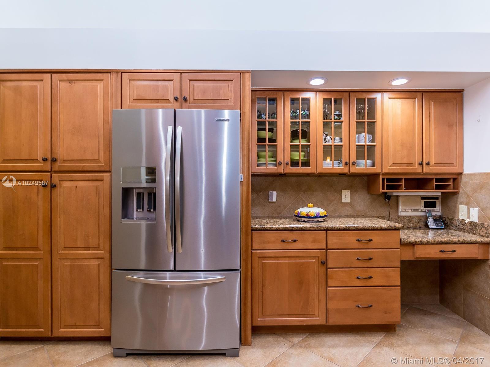 Tequesta Pointe - Residential