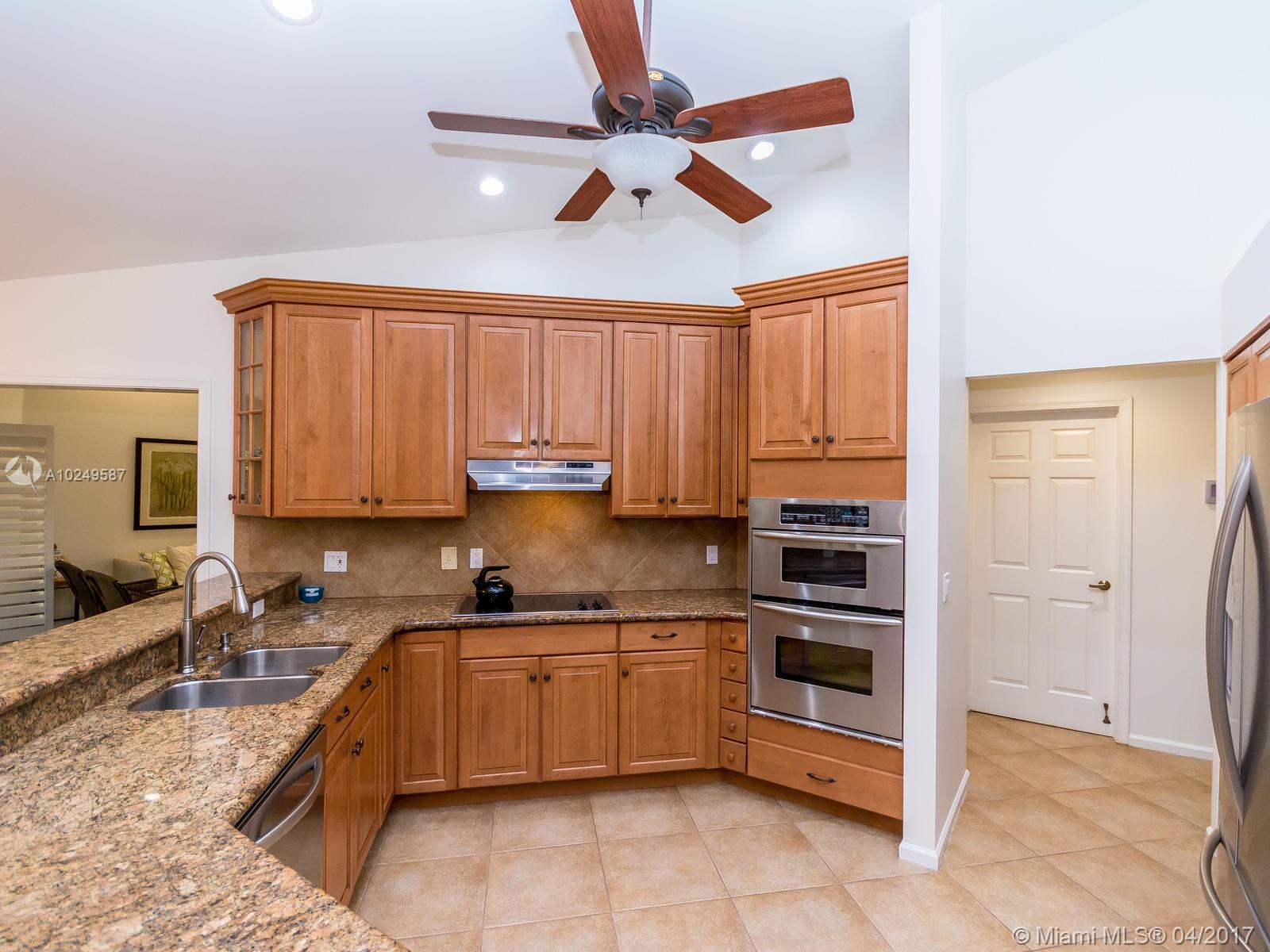 Tequesta Pointe - Residential