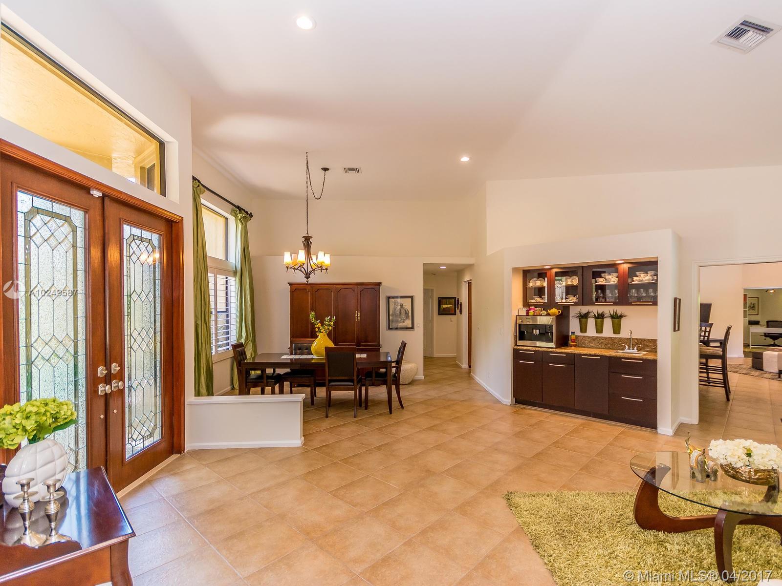 Tequesta Pointe - Residential
