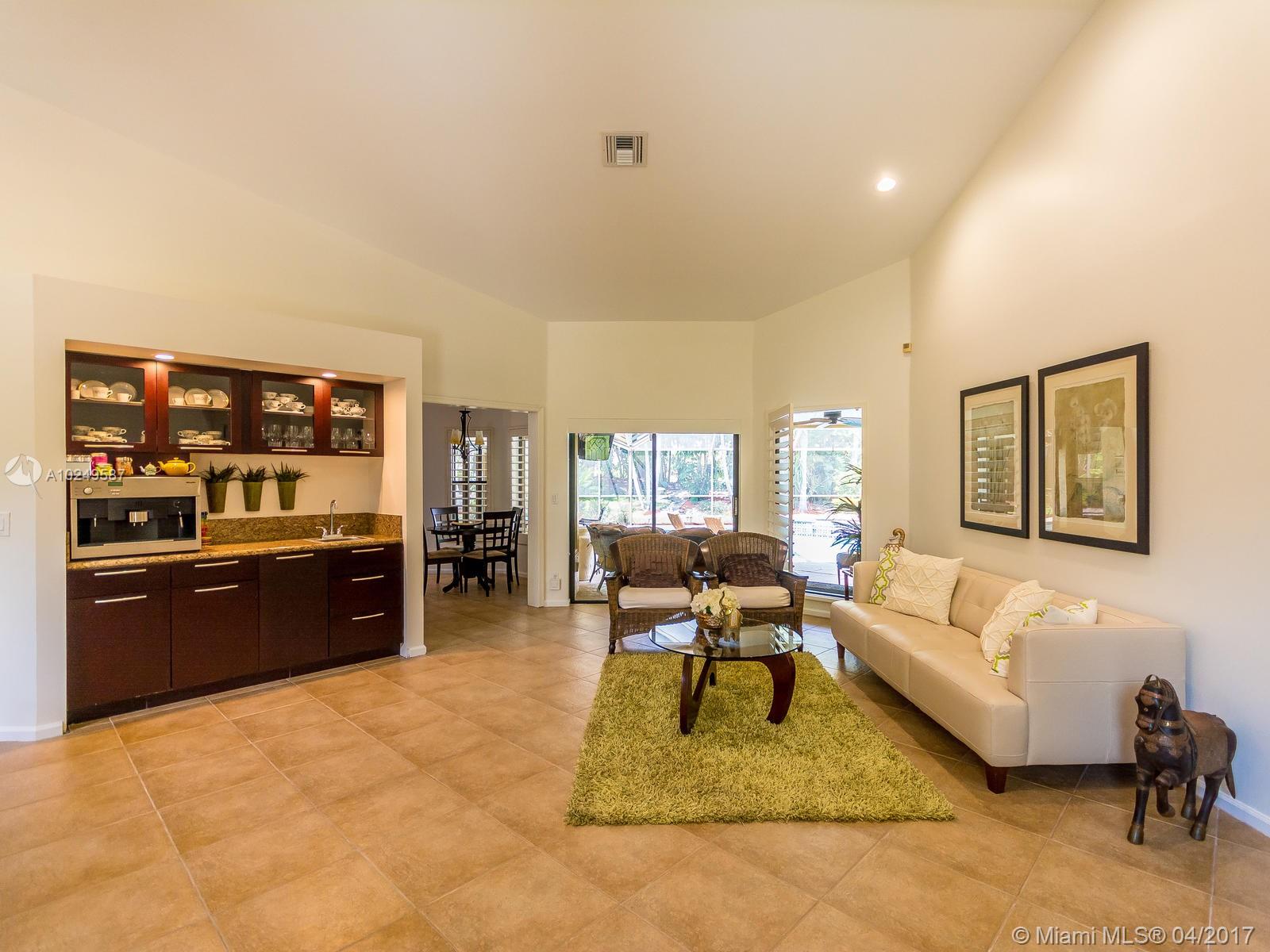 Tequesta Pointe - Residential