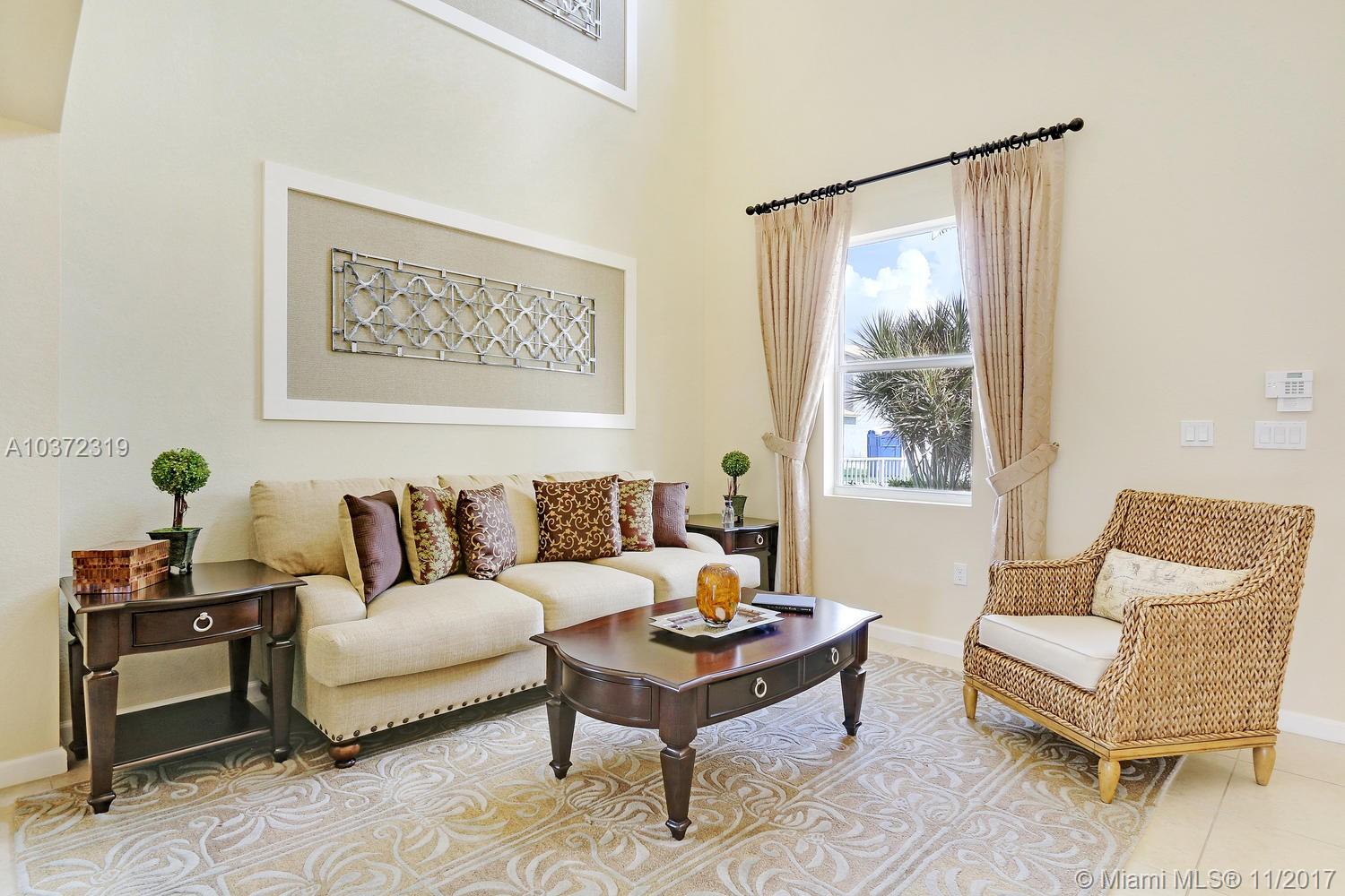 HEMINGWAY POINT - Residential