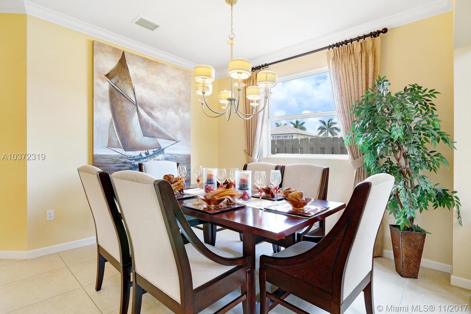 HEMINGWAY POINT - Residential