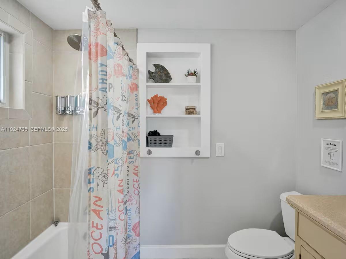 LAUDERDALE ISLES NO 2 - Residential Lease