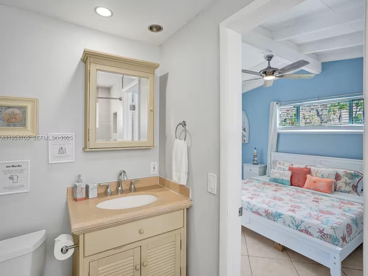 LAUDERDALE ISLES NO 2 - Residential Lease