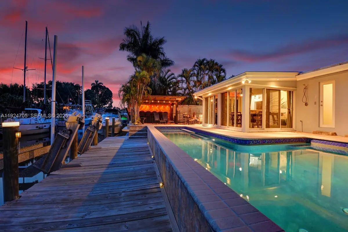 LAUDERDALE ISLES NO 2 - Residential Lease