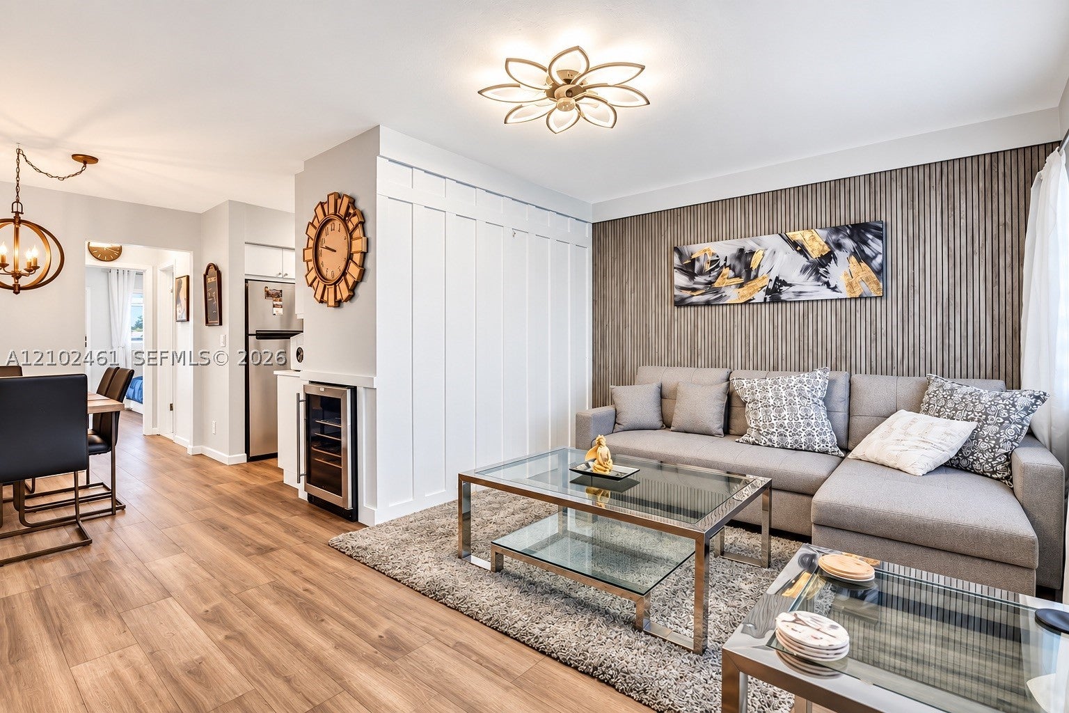 View photos, virtual tours, details... 901 SW 11 Ave 17H