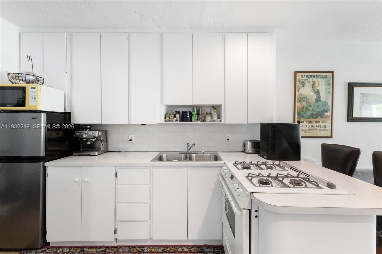 HELEN MAR CONDO - Residential