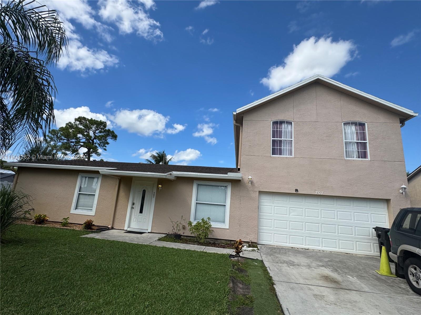 PORT ST LUCIE SECTION 3 - Residential