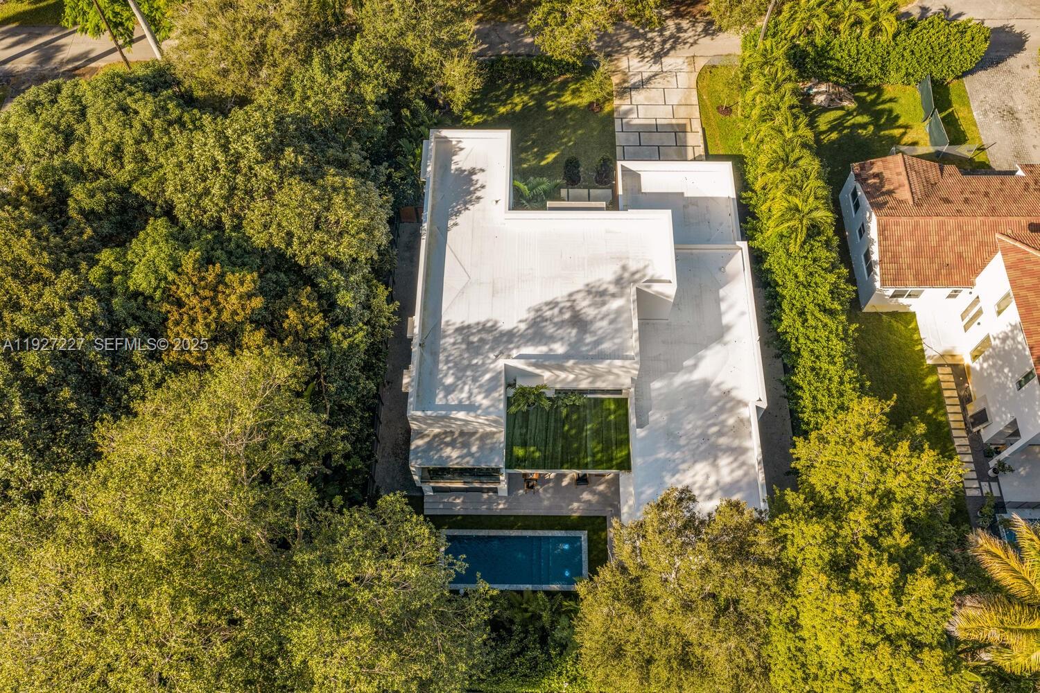 AMD PL GRIFFING BISCAYNE - Residential