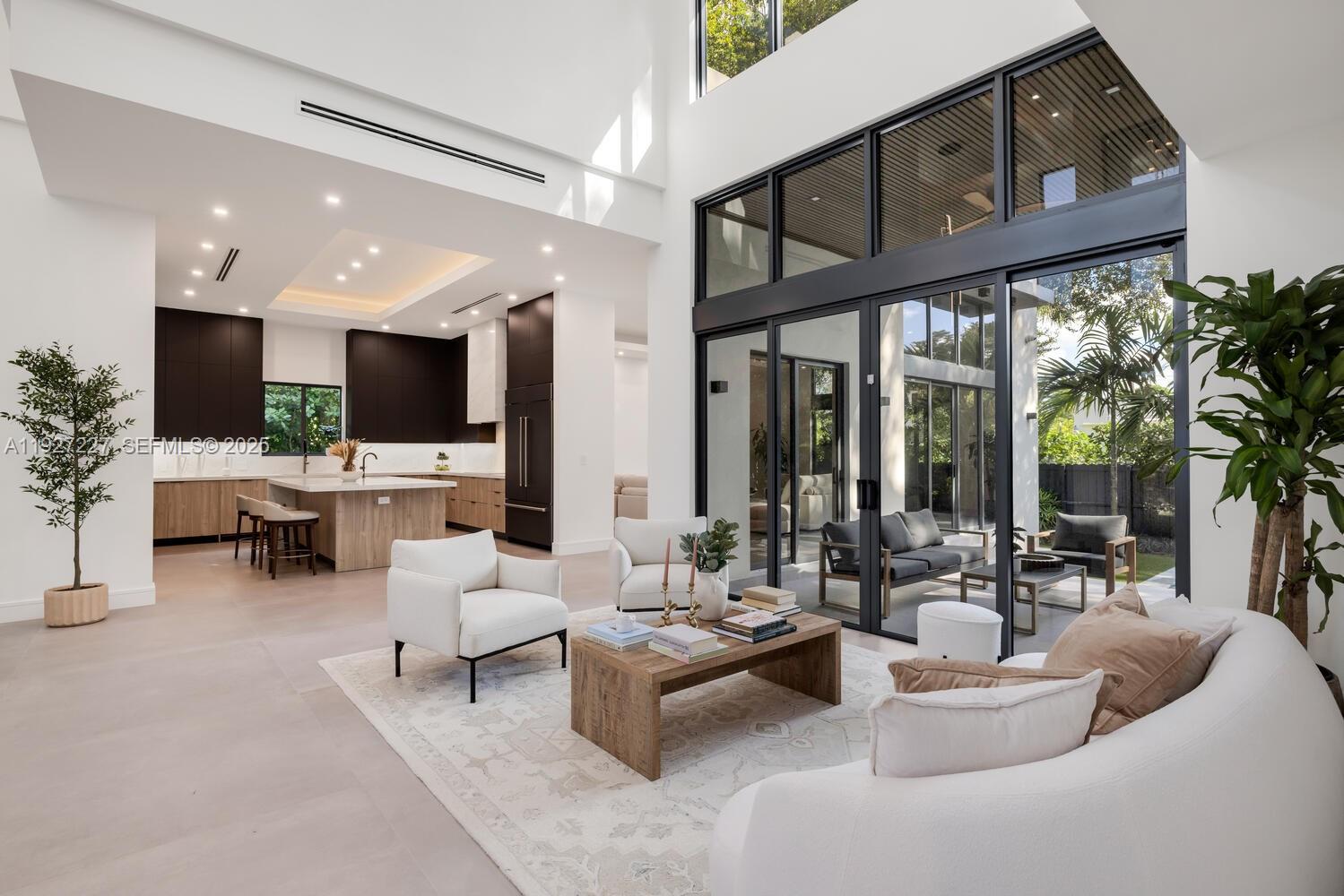 AMD PL GRIFFING BISCAYNE - Residential