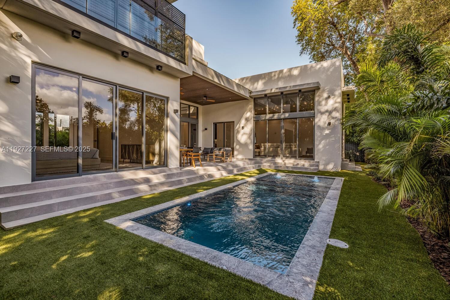 AMD PL GRIFFING BISCAYNE - Residential