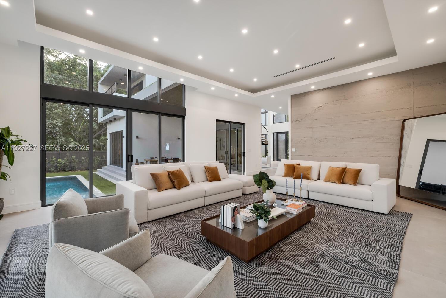 AMD PL GRIFFING BISCAYNE - Residential