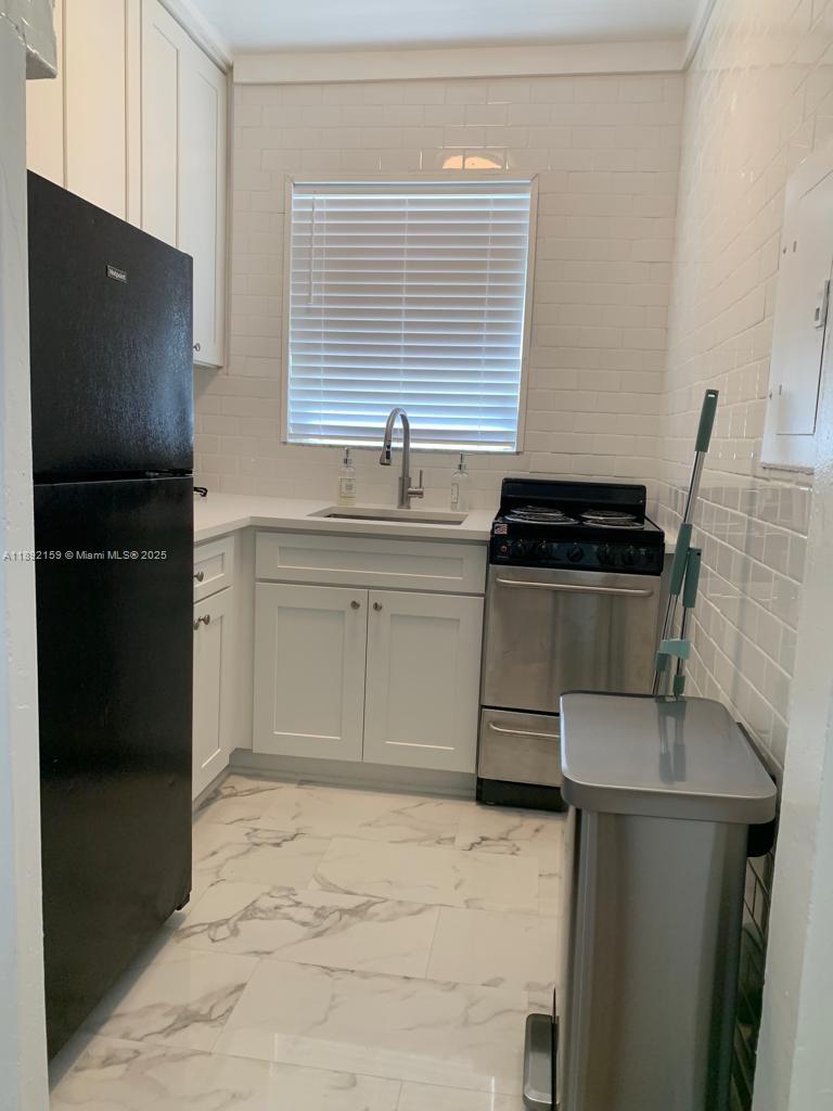 OCEAN BEACH ADDN NO 3 - Residential Lease
