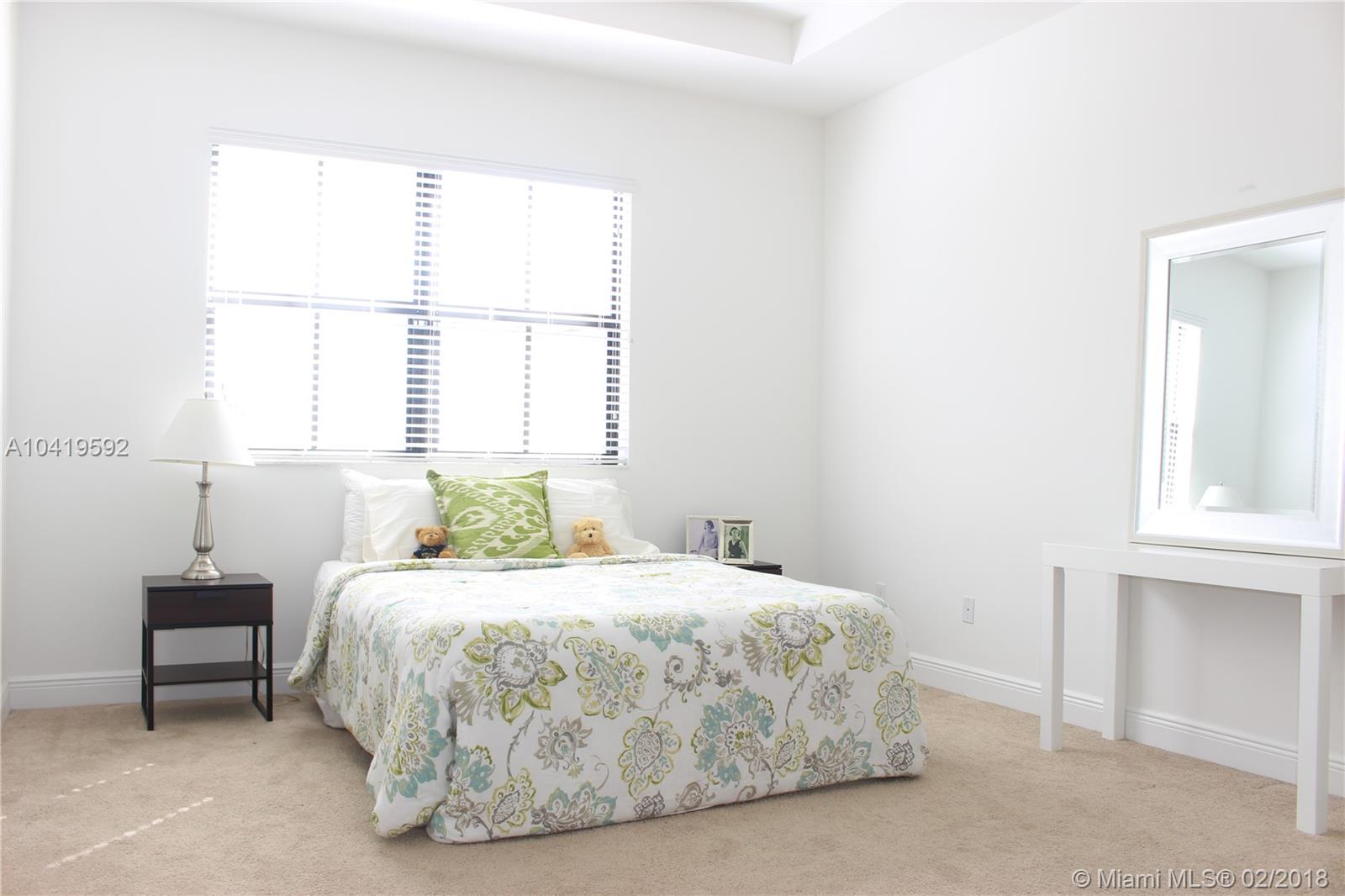 DOWNTOWN DORAL DUTCHER - Residential Lease