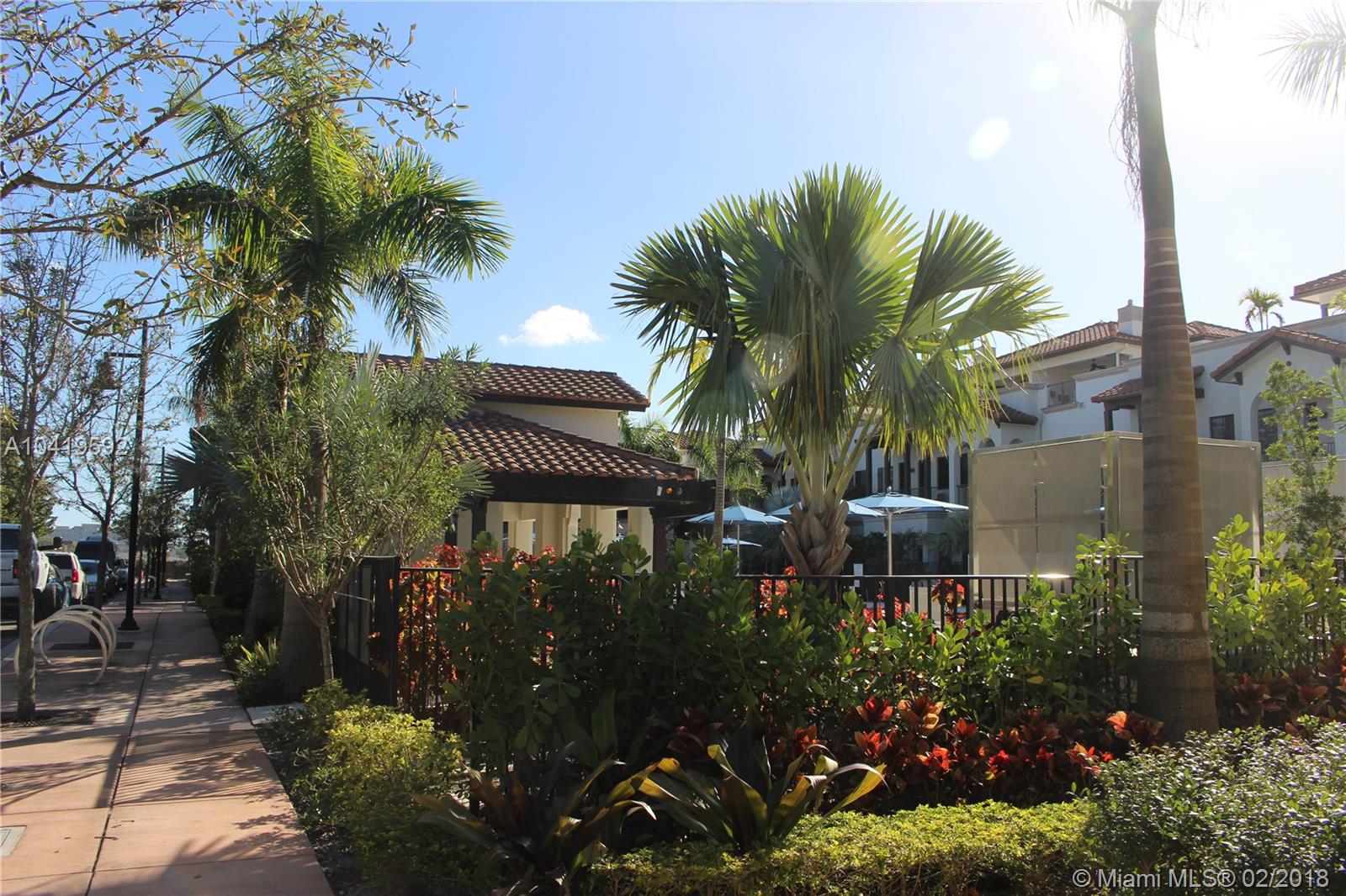 DOWNTOWN DORAL DUTCHER - Residential Lease