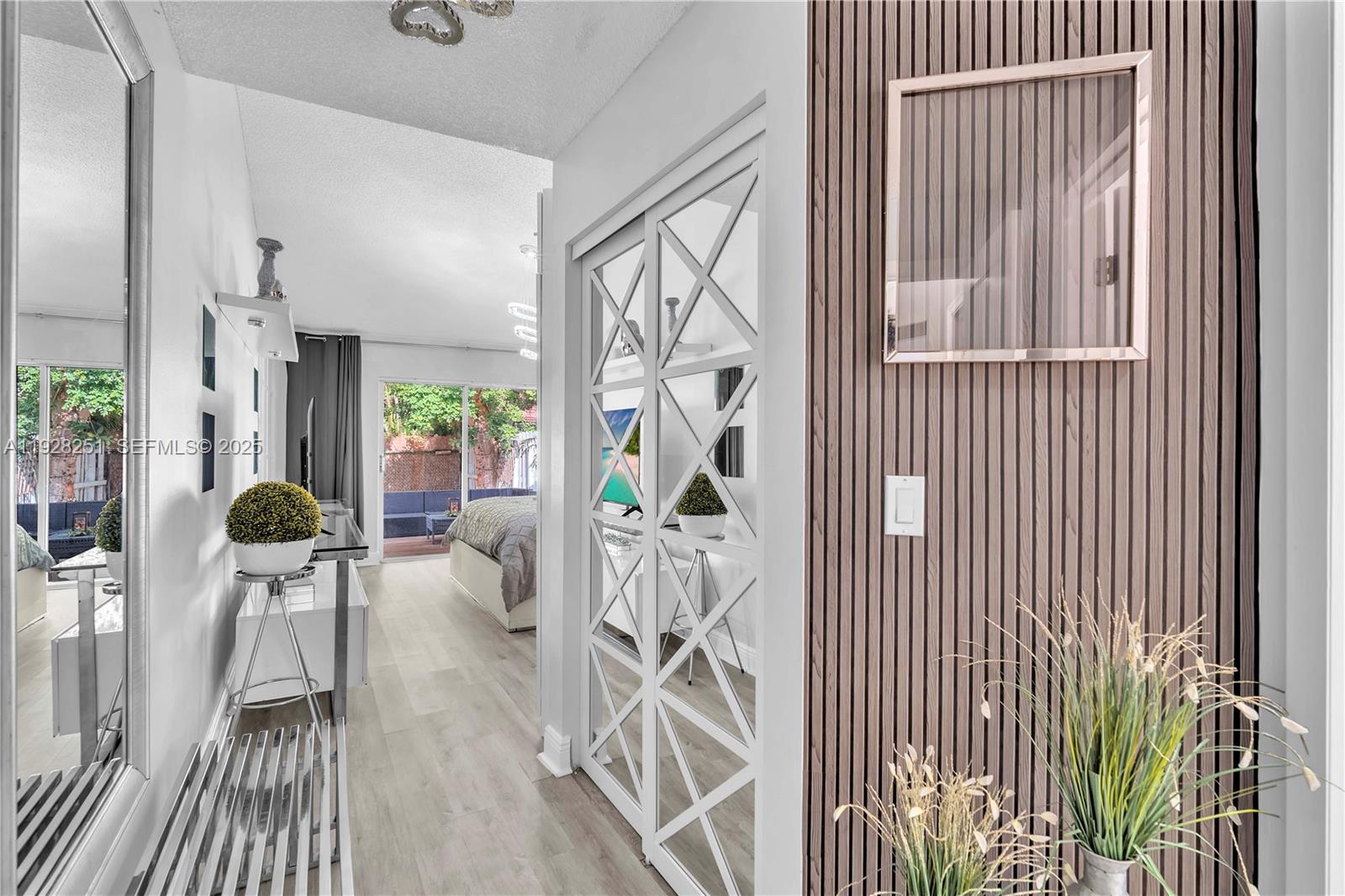 COCOBAY - Residential