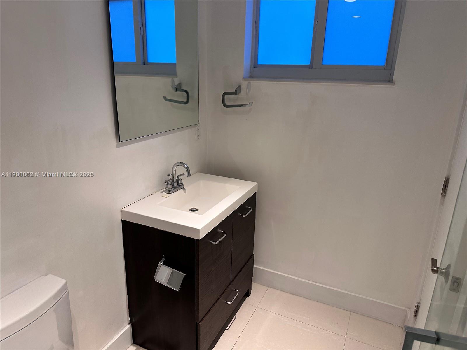 BAY VILLAGE CONDO - Residential Lease