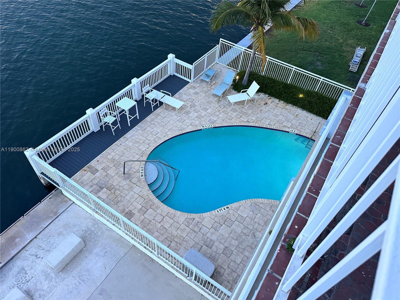 BAY VILLAGE CONDO - Residential Lease