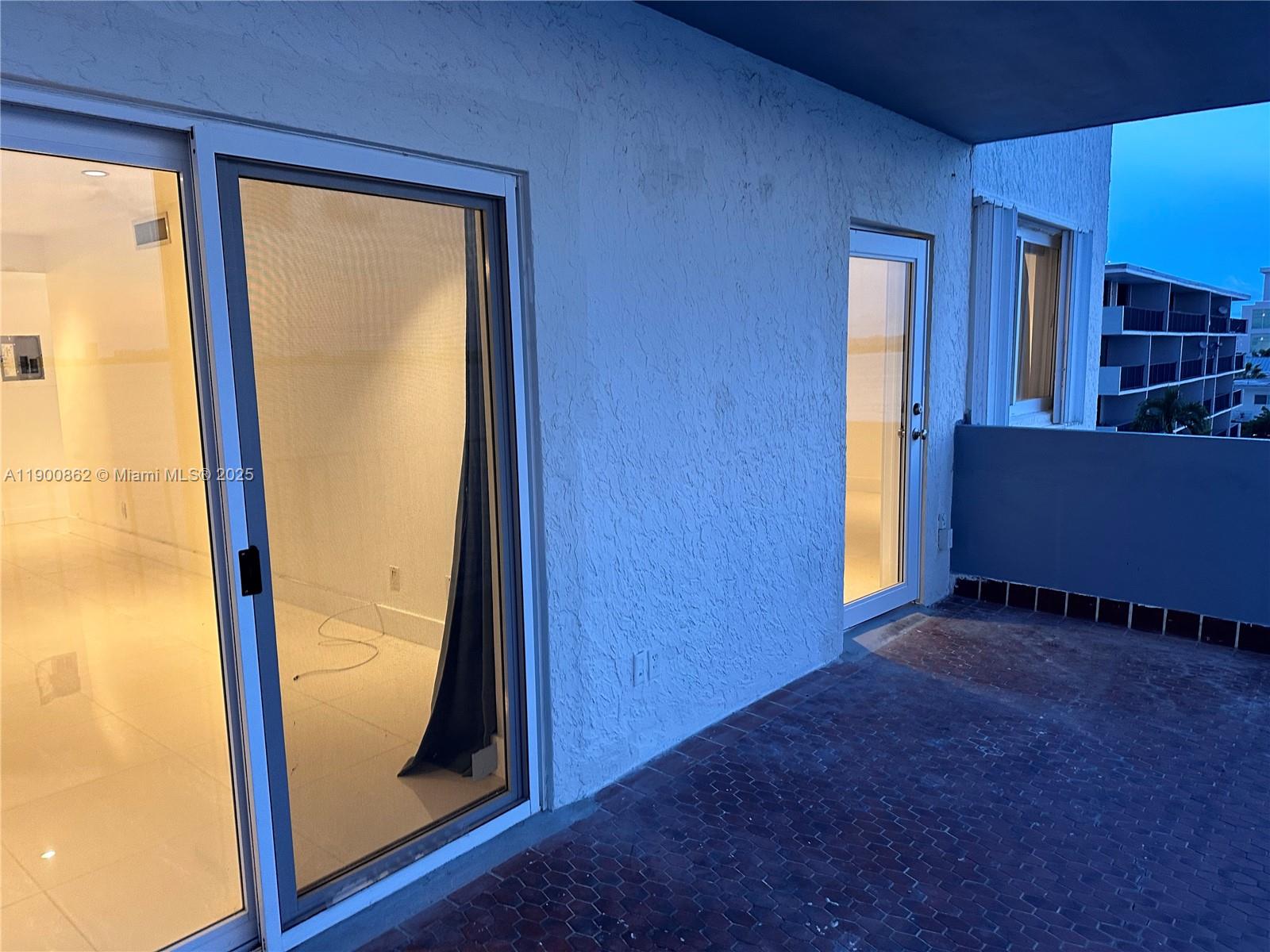 BAY VILLAGE CONDO - Residential Lease