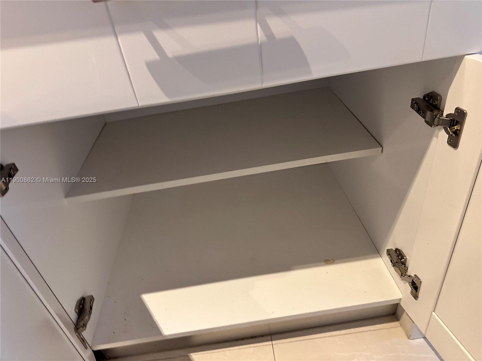 BAY VILLAGE CONDO - Residential Lease