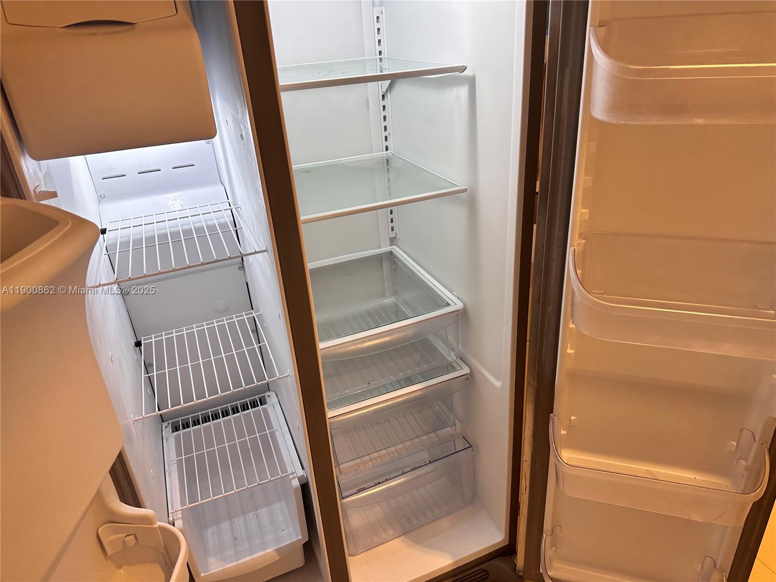 BAY VILLAGE CONDO - Residential Lease