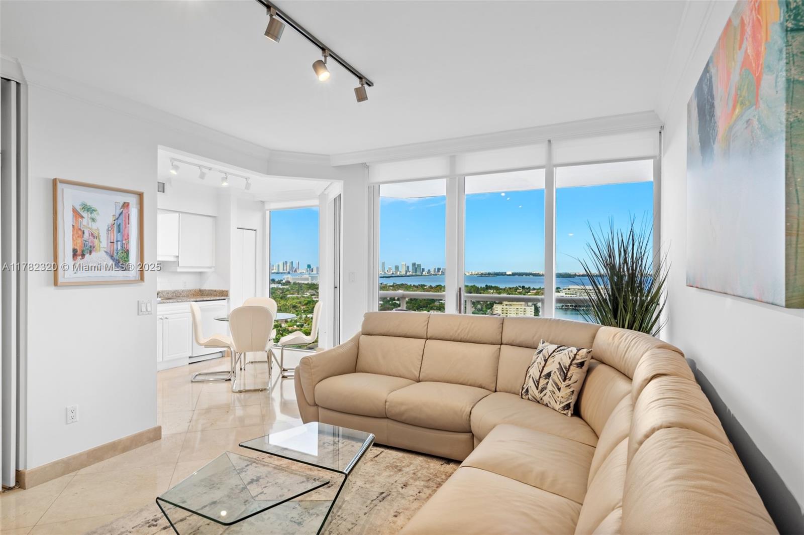 GREEN DIAMOND CONDO - Residential Lease