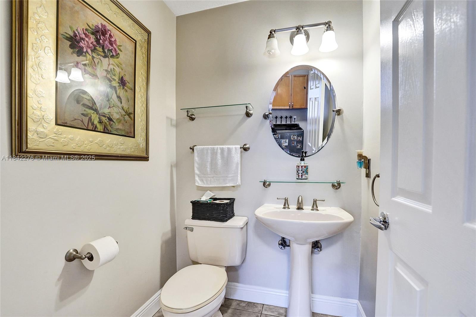 WESTPORT 2ND SECTION - Residential