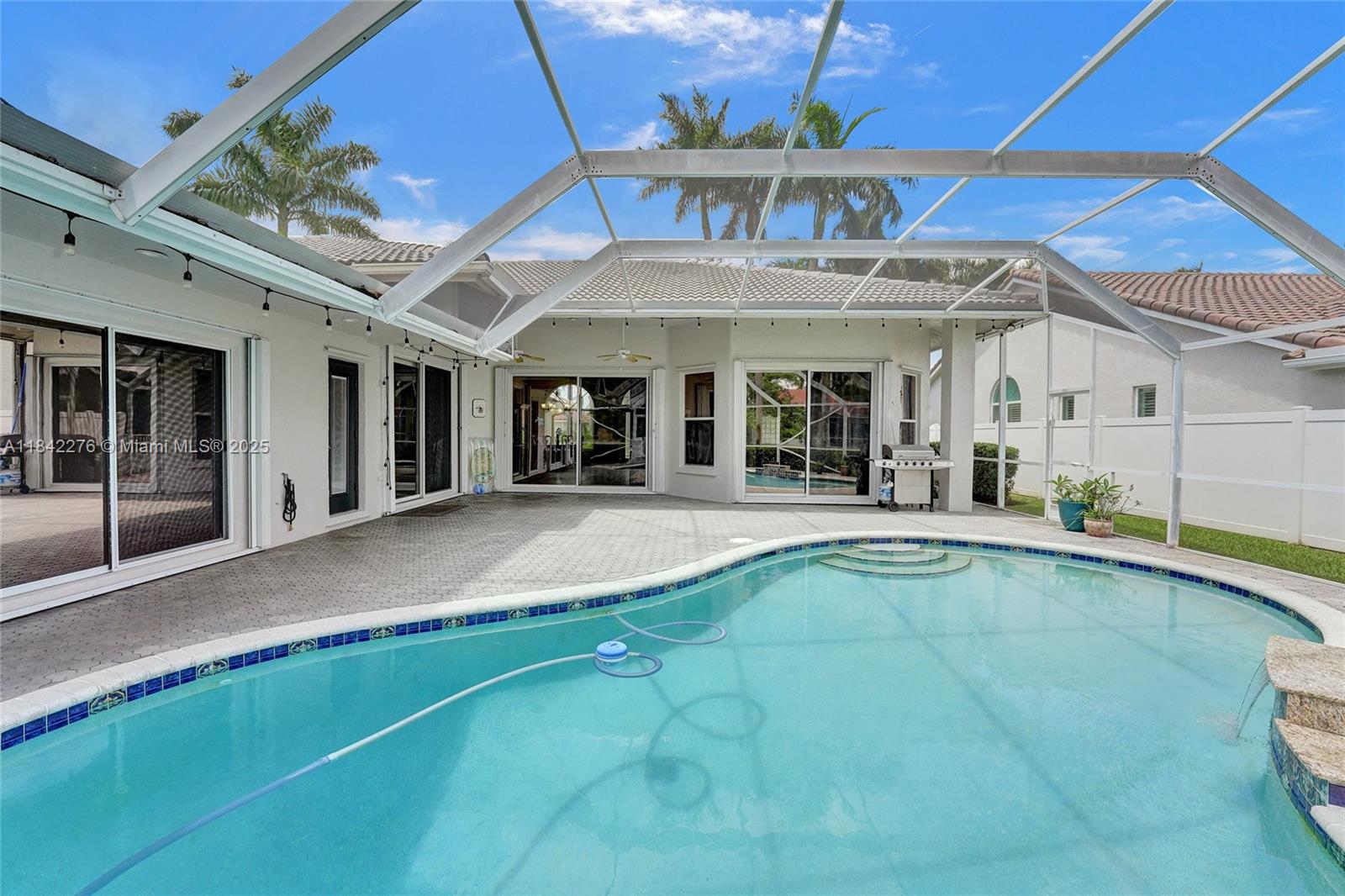 WESTPORT 2ND SECTION - Residential