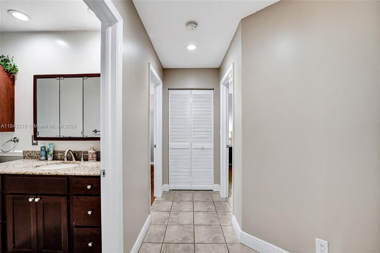 WESTPORT 2ND SECTION - Residential