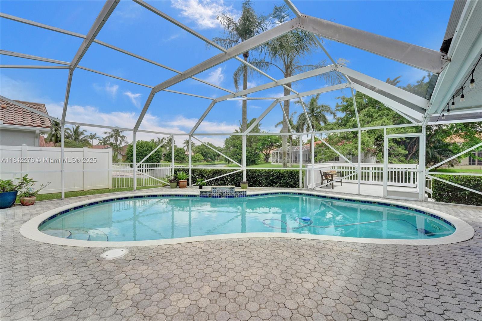 WESTPORT 2ND SECTION - Residential