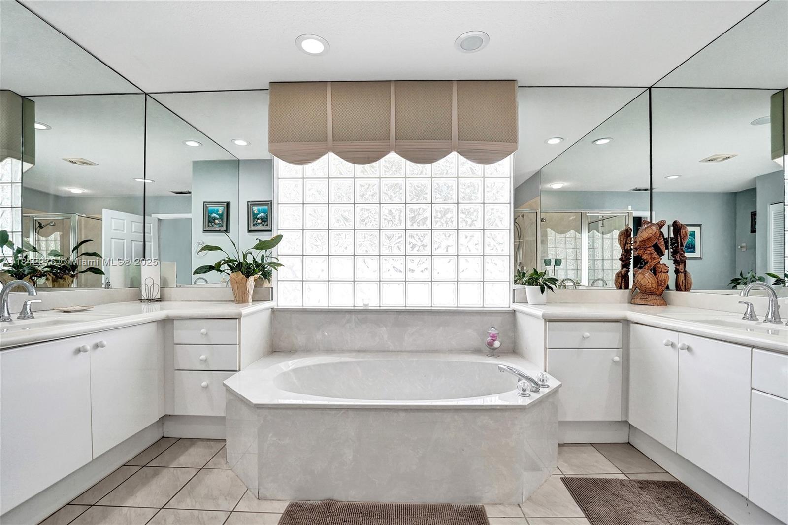 WESTPORT 2ND SECTION - Residential