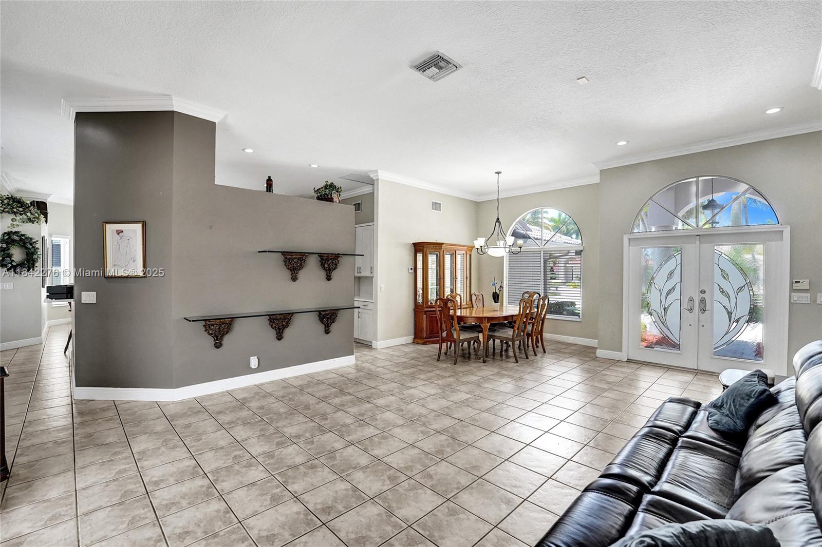 WESTPORT 2ND SECTION - Residential