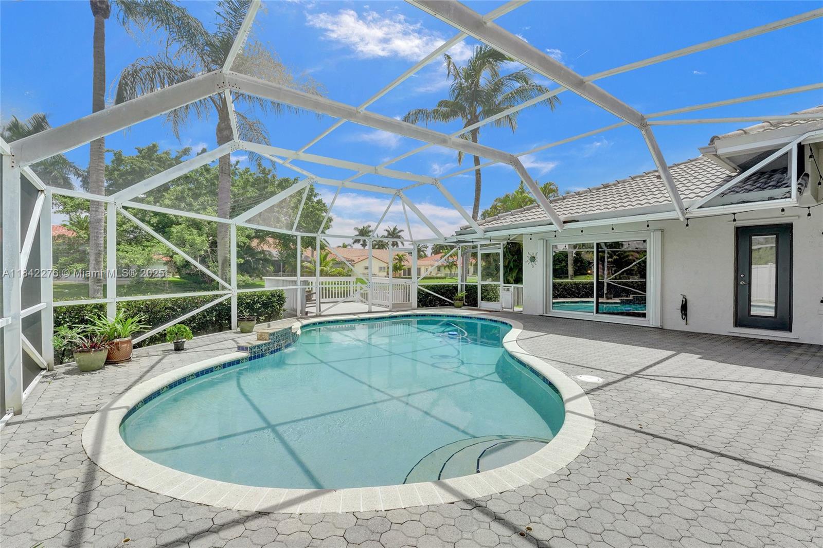 WESTPORT 2ND SECTION - Residential