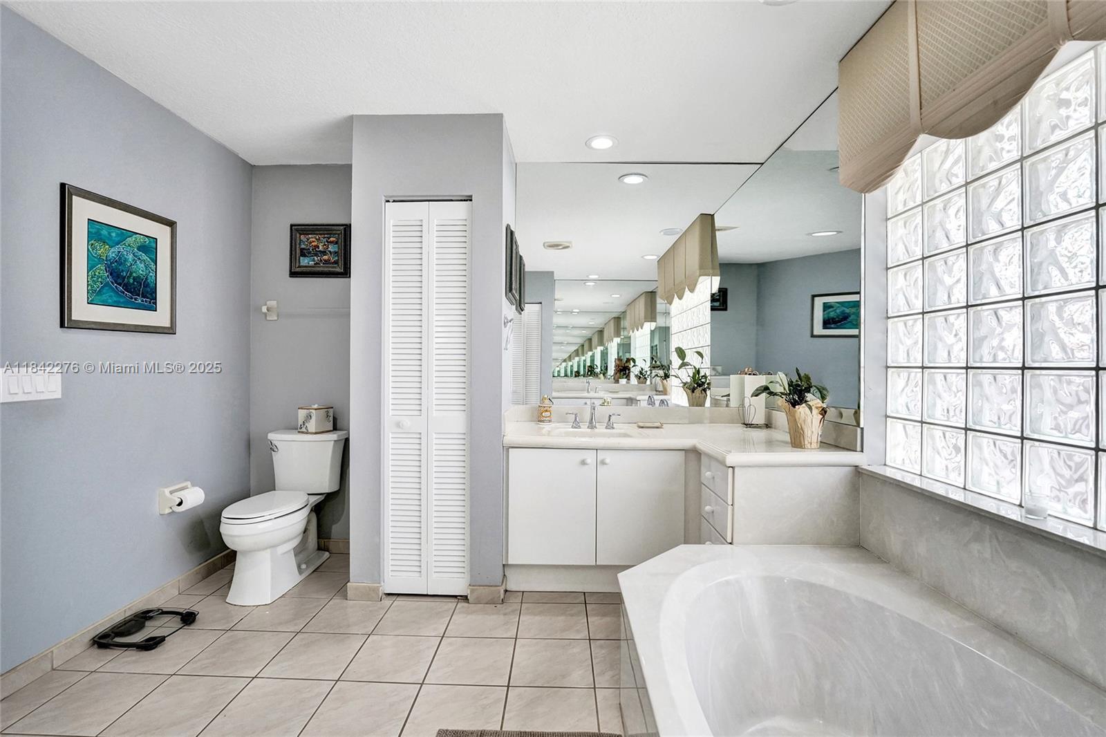 WESTPORT 2ND SECTION - Residential