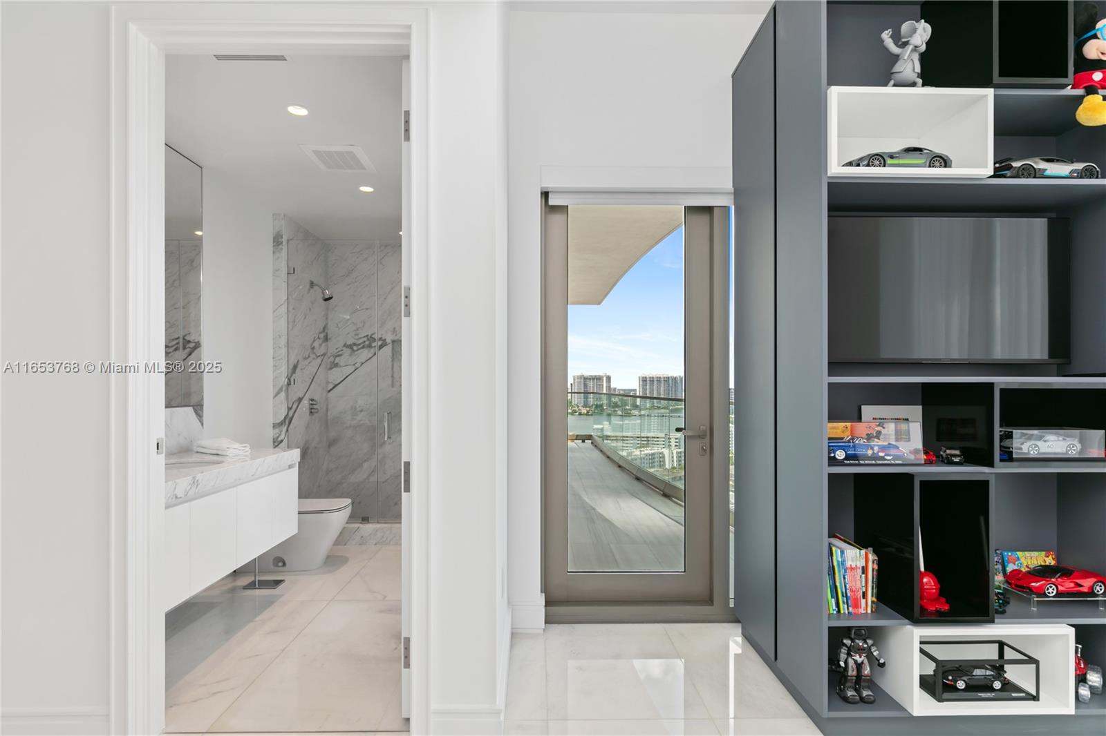 Estates at Acqualina - Residential