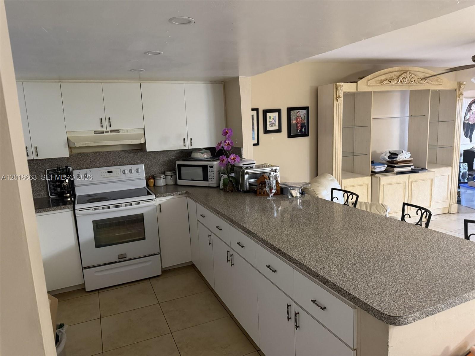 CHERRY GROVE TOWNHOUSES - Residential