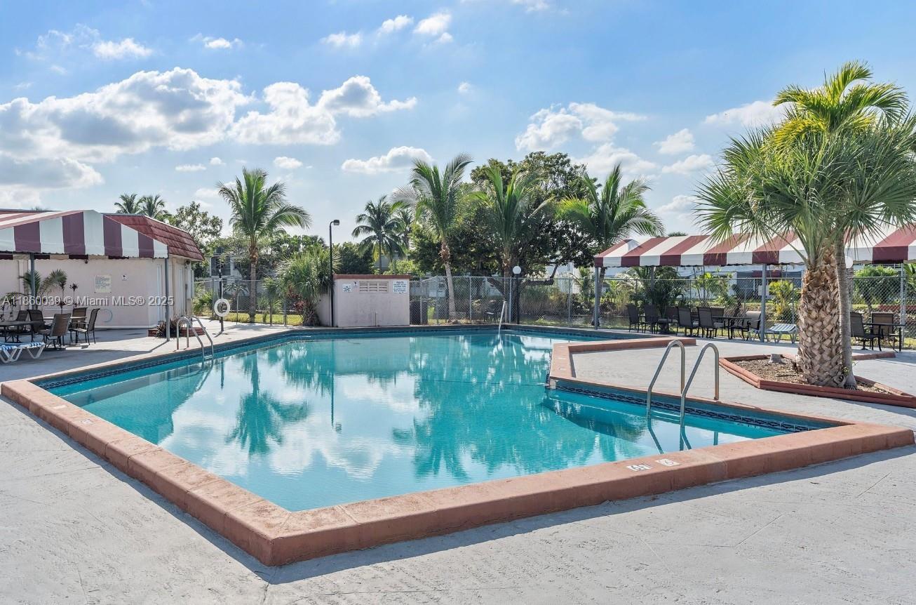 RO-MONT SOUTH CONDO MNPQ - Residential