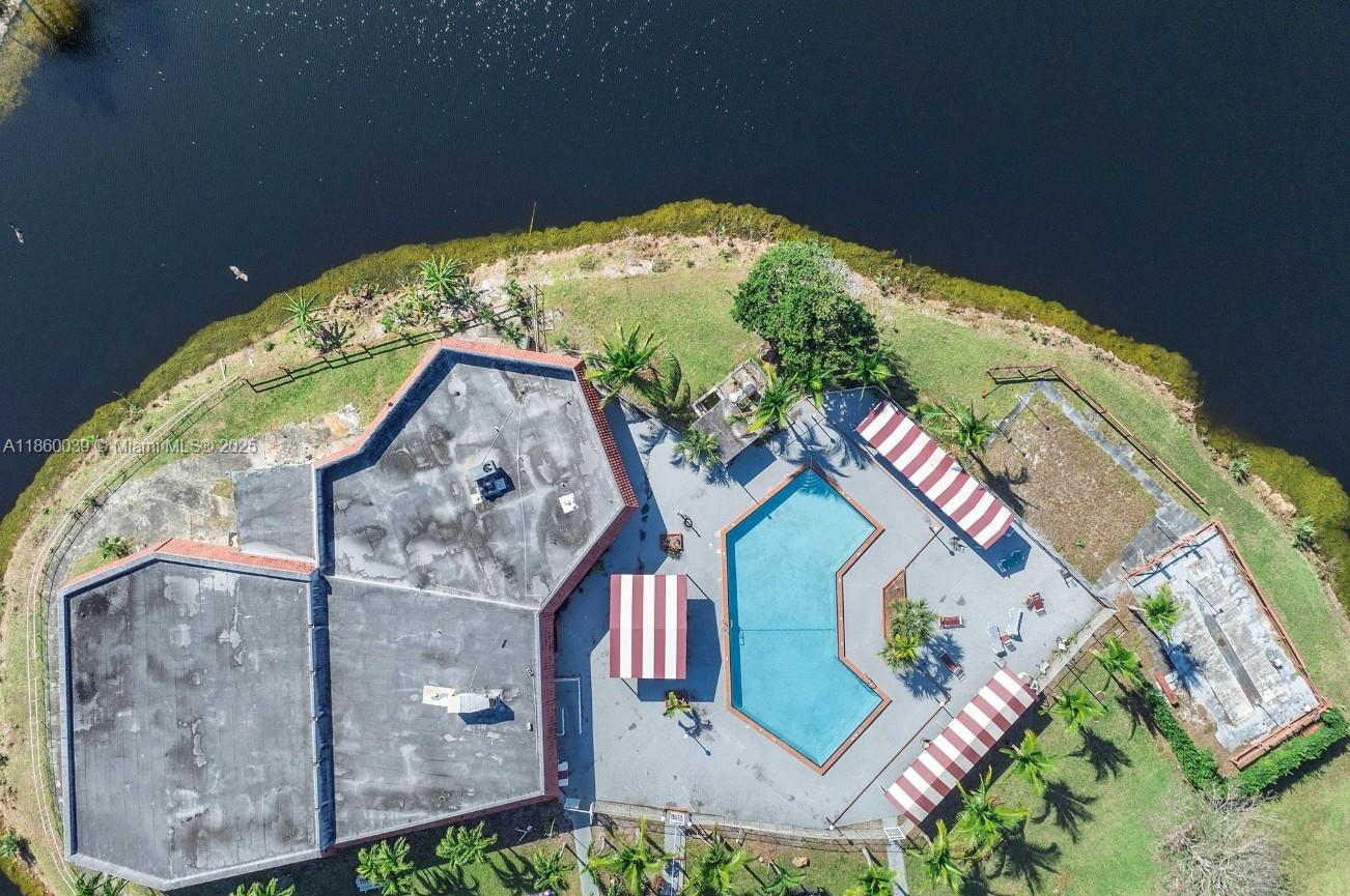 RO-MONT SOUTH CONDO MNPQ - Residential