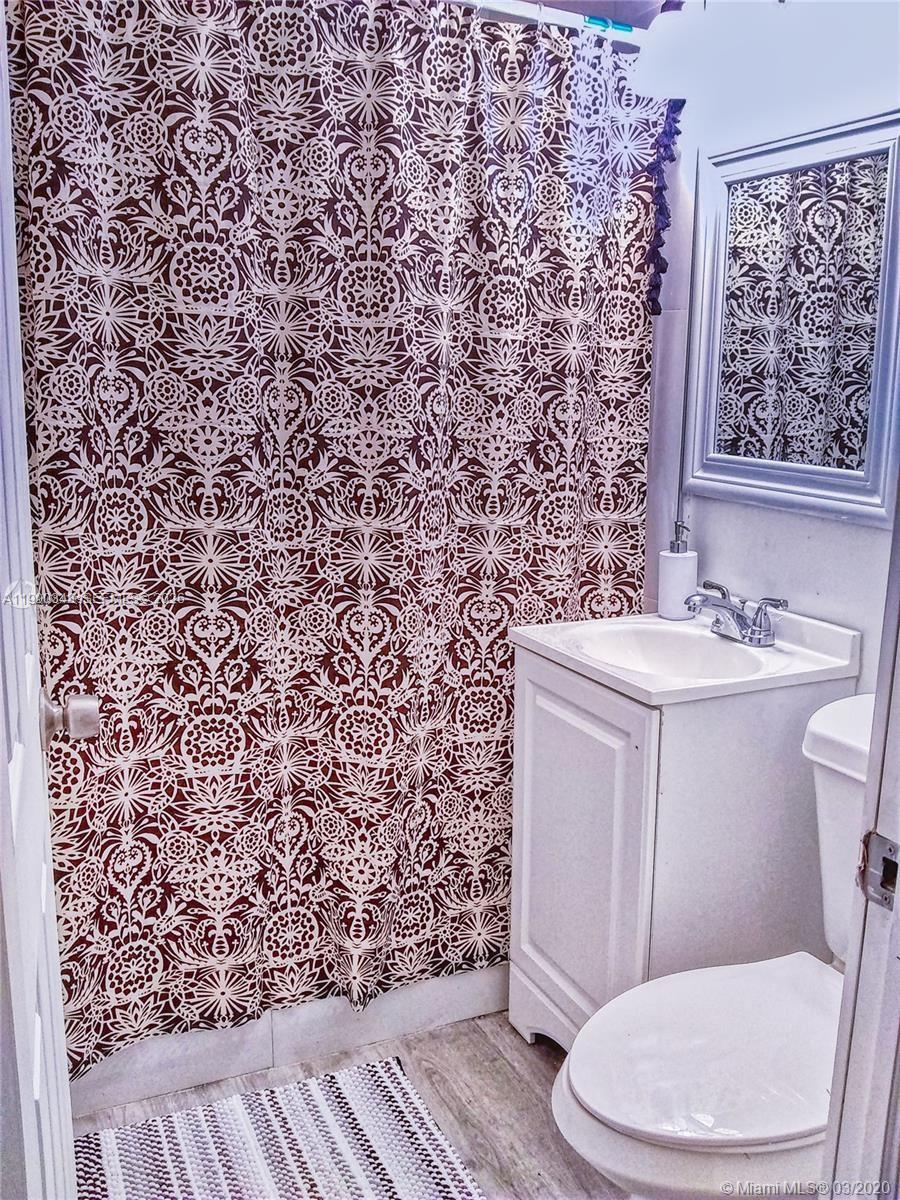 TRANQUILLA - Residential Lease