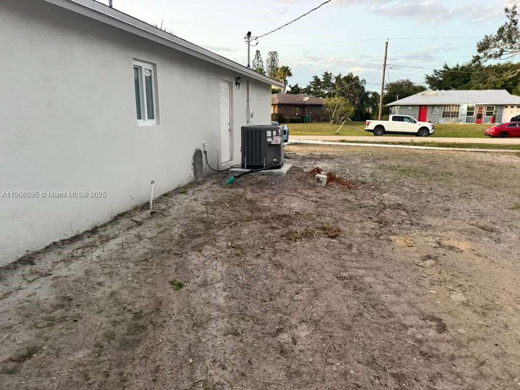 PORT ST LUCIE SECTION 27 - Residential