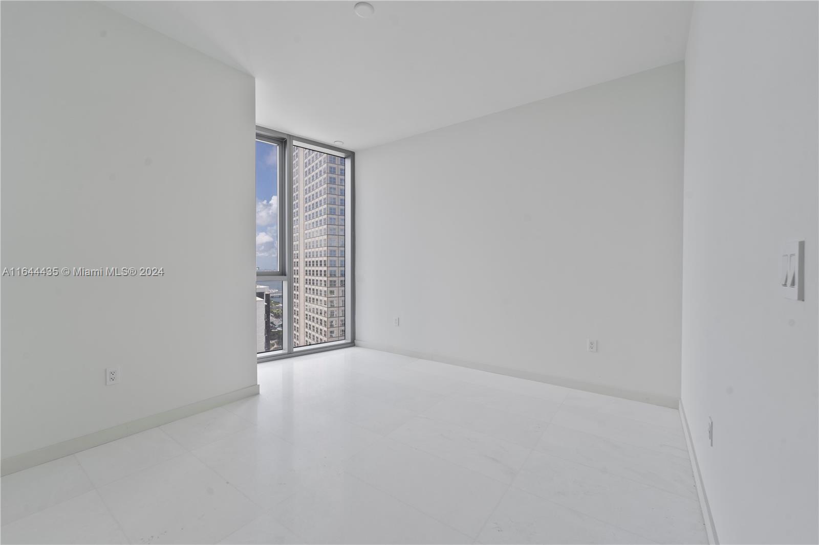 Aston Martin Residences - Residential
