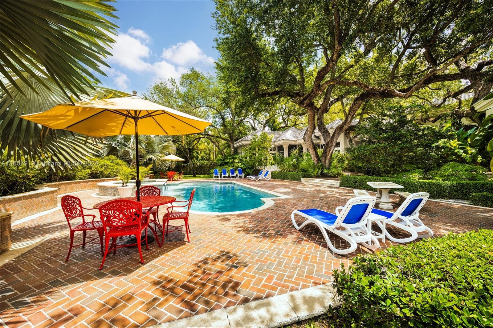 HELMS COUNTRY ESTATES RE- - Residential