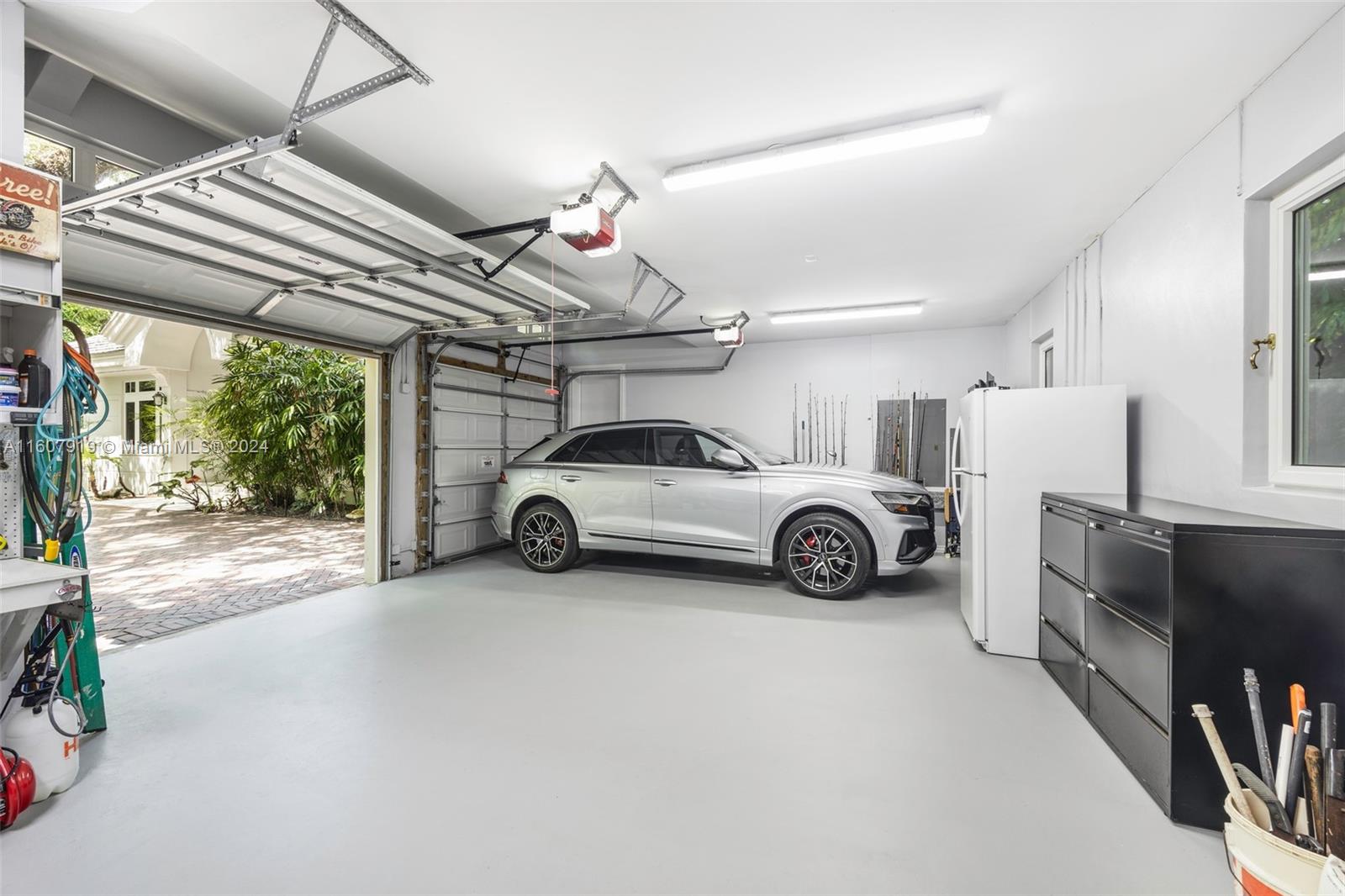 HELMS COUNTRY ESTATES RE- - Residential