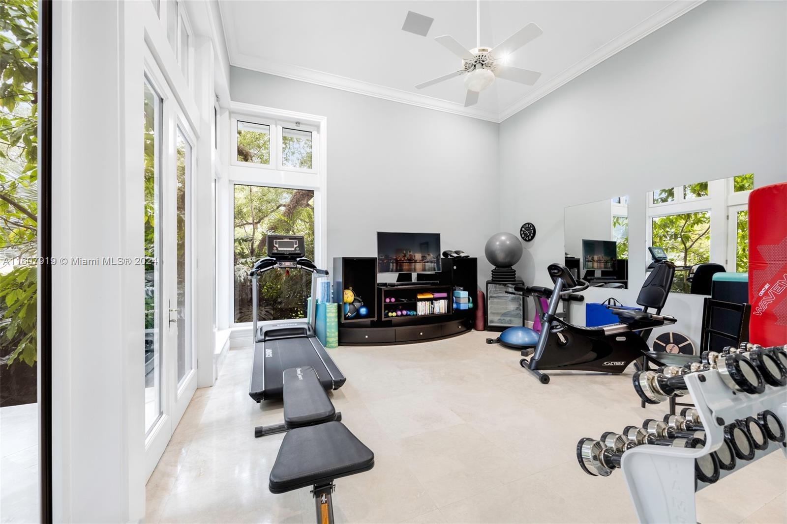 HELMS COUNTRY ESTATES RE- - Residential